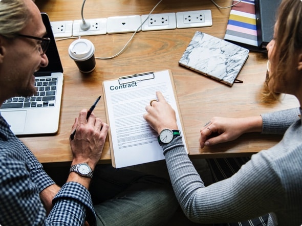 Adult cheerful clipboard 1089549